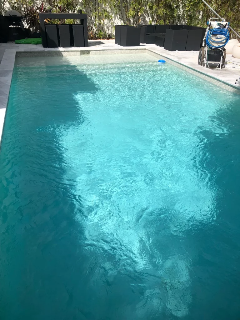 Amazing Cleaning Pool Service in Miami South Florida