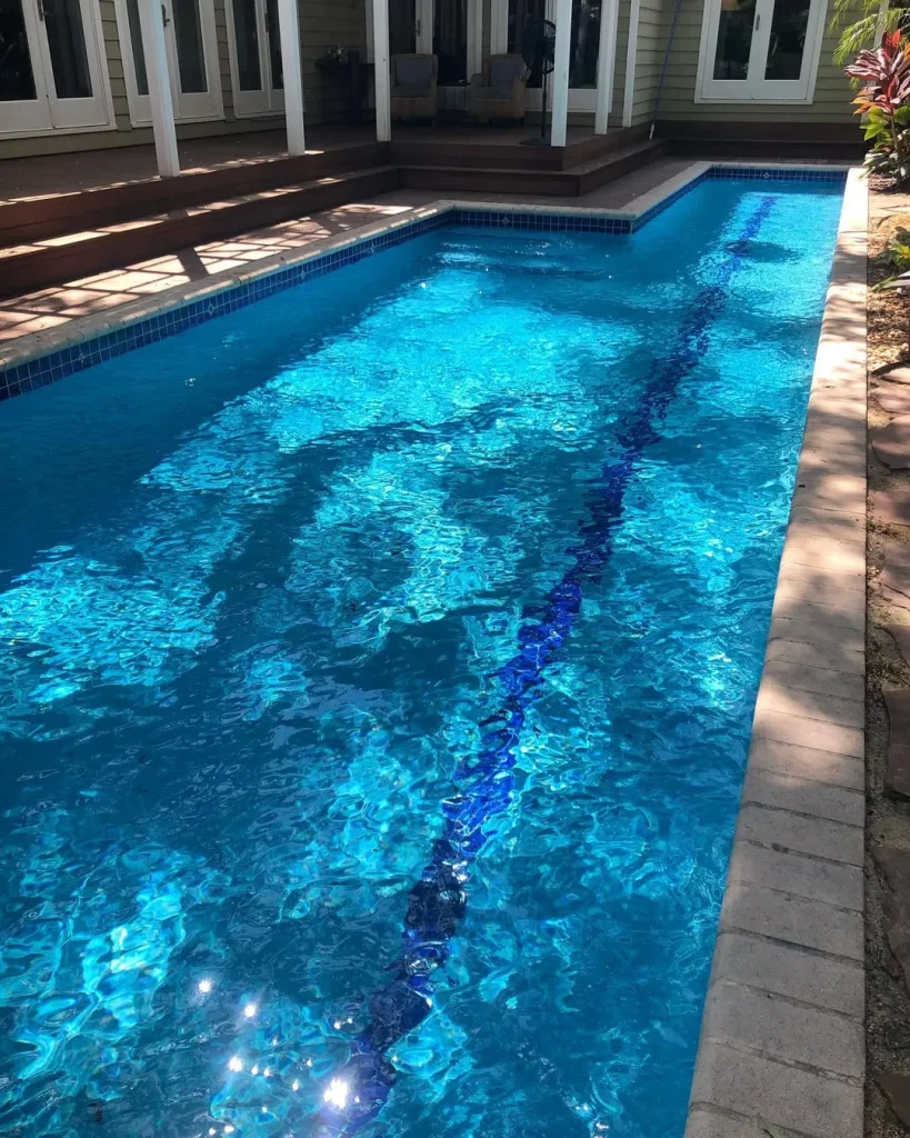 Pool Cleaning for residential customer in South Florida